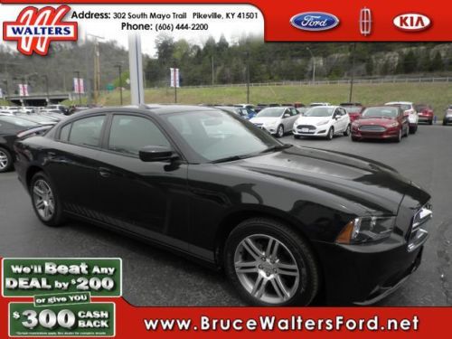 Black 4dr sedan cloth power seats low miles gas air cruise ipod mp3 stereo clean
