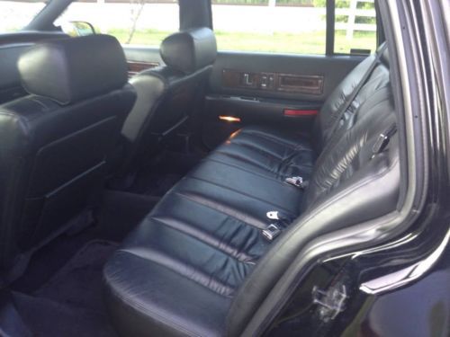 1995 Cadillac Fleetwood Brougham, US $8,900.00, image 2