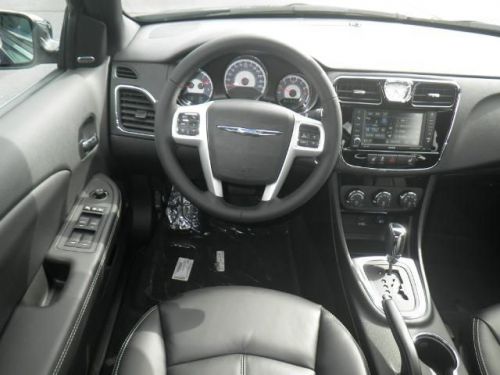 2014 chrysler 200 limited