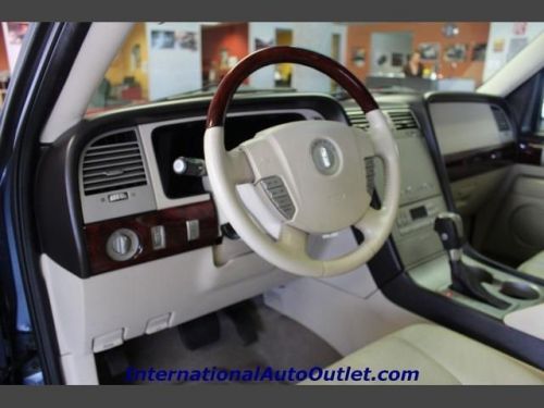 2003 lincoln navigator luxury