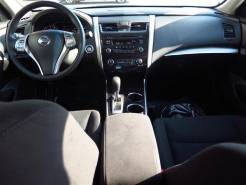 2014 Nissan Altima 2.5 S, US $20,032.00, image 2