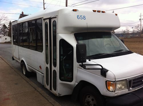 2003 ford e-450 shuttle bus wheelchair lift