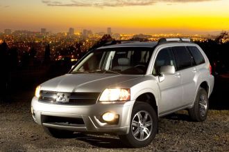 2010 mitsubishi endeavor ls