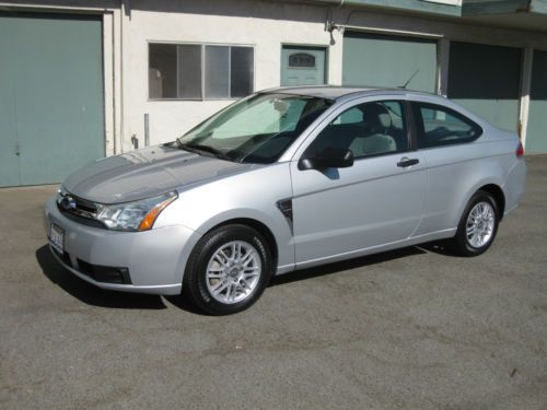 2008 ford focus se