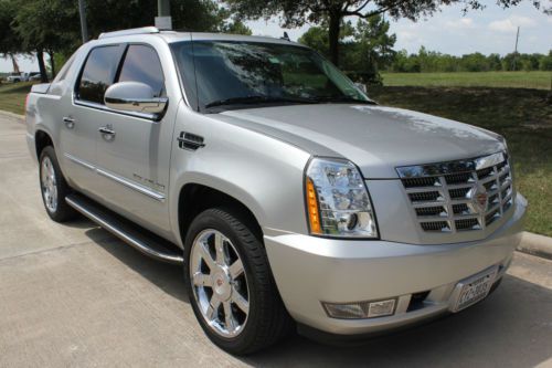 2013 cadillac escalade ext awd luxury  flexible fuel sport pick-up navigation