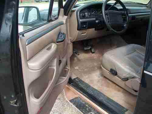 1995 Ford Bronco Eddie Bauer Sport Utility 2-Door 5.8L, image 7