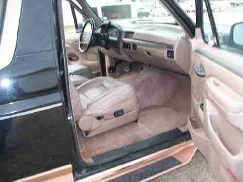 1995 Ford Bronco Eddie Bauer Sport Utility 2-Door 5.8L, image 10