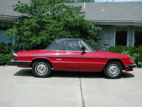 1986 alfa romeo spyder graduate 35,000 miles