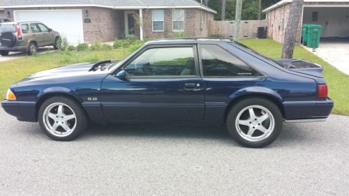 1993 ford mustang lx hatchback 2-door 5.0l