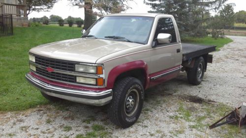1992 Chevy K2500 Flatbed with Metal Stake Sides - No Reserve, image 2