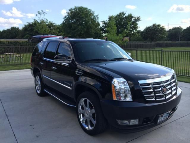 2009 - cadillac escalade