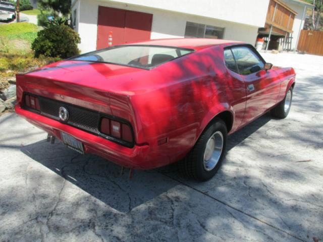 Ford mustang mach 1