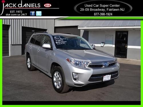 2012 toyota highlander hybrid  must sell low reserve