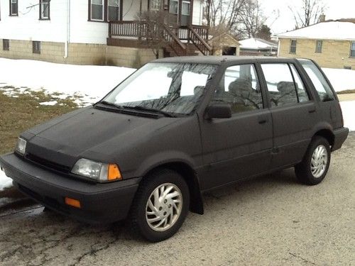 1987 honda civic rt wagon 4wd 6speed stickshift.. **no reserve***