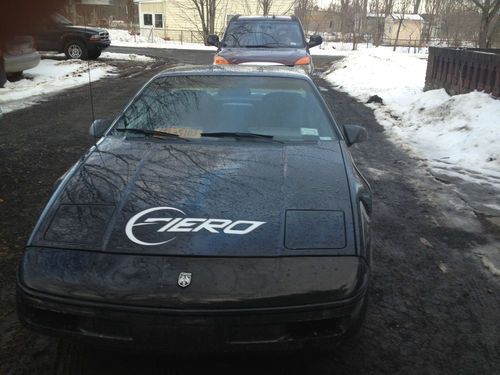 1988 fiero 2-door black coupe  5-speed