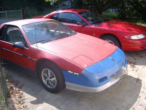 1986 pontiac fiero