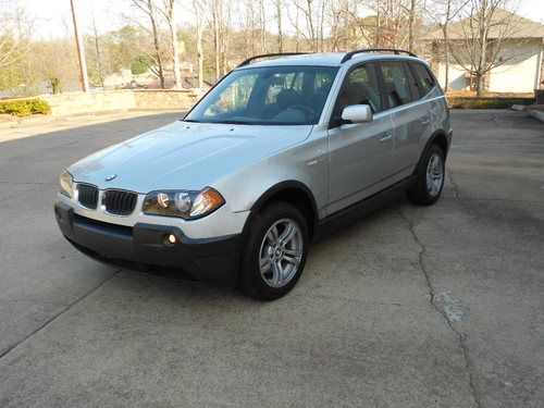 2004 bmw x3 3.0, leather, heated seats, 117k, serviced, panoramic roof