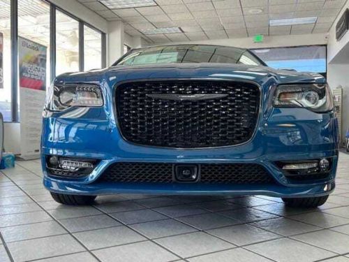 2023 chrysler 300 series touring l rwd