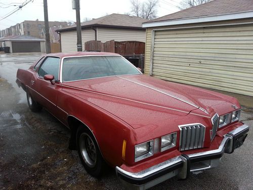 1977 pontiac grand prix base coupe 2-door 4.9l