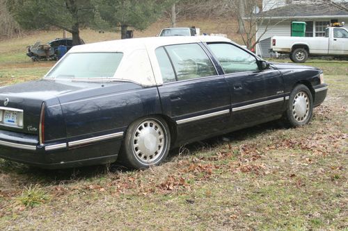 1998 cadillac deville base sedan 4-door 4.6l