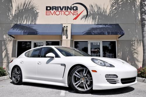 2011 porsche panamera 4s! white/black! pdk! low miles!!