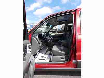 All Wheel Drive AWD Clean Runs Drives Great, image 15