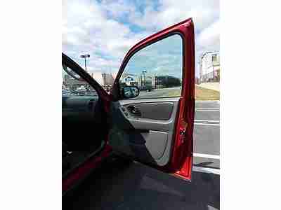 All Wheel Drive AWD Clean Runs Drives Great, image 18