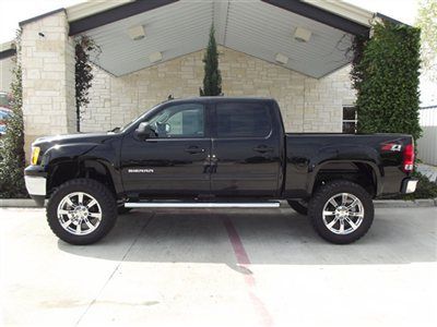 Gmc sierra sle low miles crew cab truck 5.3l v8 onyx black lift kit 22