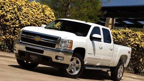 2011 chevrolet 2500 navigation heated seats remote start sat. radio 4x4