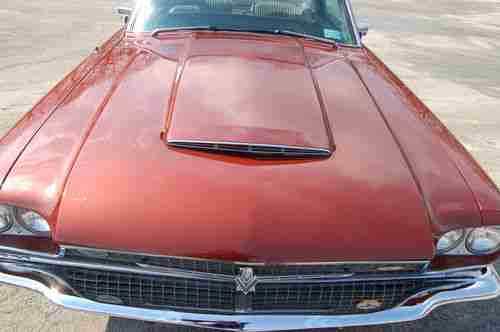 1966 Ford Thunderbird Town Landau, image 12