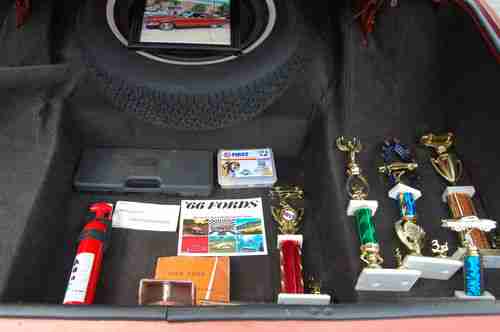 1966 Ford Thunderbird Town Landau, image 13