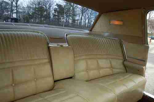 1966 Ford Thunderbird Town Landau, image 18