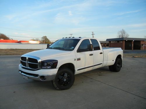 Dodge ram 3500 bighorn edition