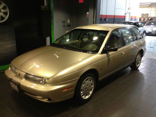 1997 saturn sw2, new engine, mechanically sound, 30+ mpg!