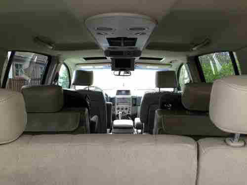 2006 Infiniti QX56 Base Sport Utility 4-Door 5.6L, image 3