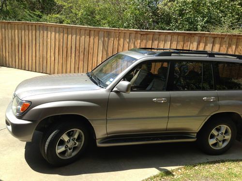 2003 toyota land cruiser base sport utility 4-door 4.7l 4wd  low reserve