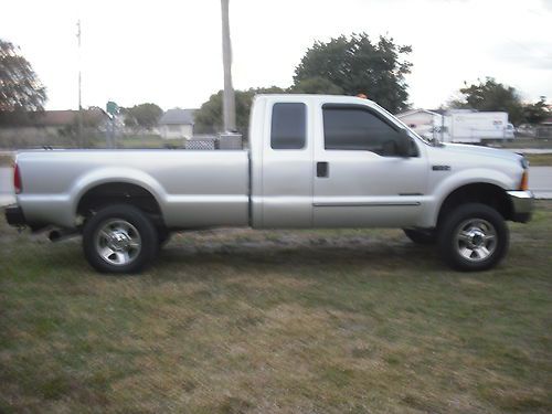 2000 ford f350 srw,extended cab,4x4,powerstroke 7.3,xlt,6 speed,no rust,vg cond.