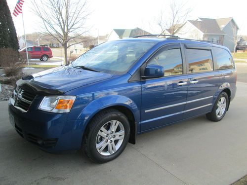 2010 dodge grand caravan sxt mini passenger van 4-door 4.0l