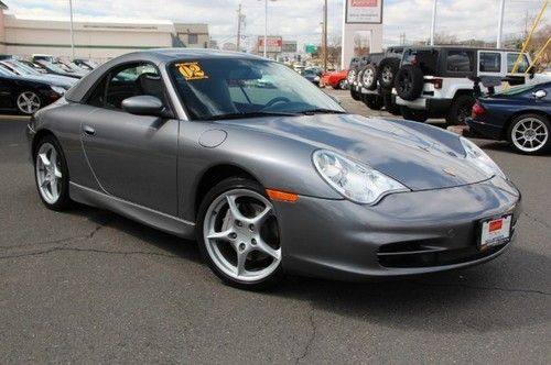 13,303 miles - removeable hardtop - 6 speed manual