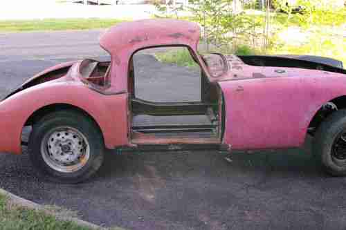 1958 MGA Coupe with 1500 cc motor and 3 synchro transmission, US $3,000.00, image 4