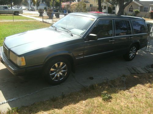 1991 volvo 740 wagon    low mileage