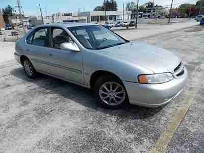 2001 NISSAN ALTIMA GXE, NO RESERVE, NO ACCIDENTS, LOOKS AND RUNS FINE..., image 3