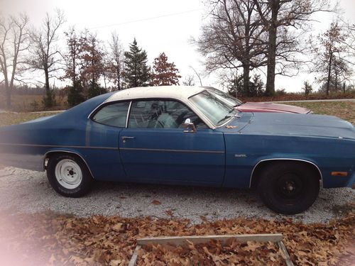 1975 plymouth valiant duster  2 door