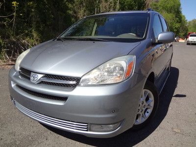 Toyota sienna xle limited awd loaded leather power sliding doors  no reserve