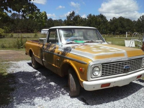 Classic 1972 chevy pickup