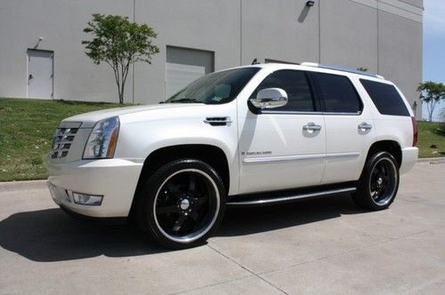 2007 escalade, info pkg, climate pkg, rear dvd, 24in alloys, carfax cert, clean!