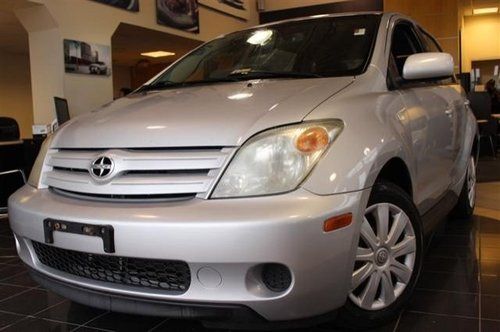 2004 scion xa low price ! one owner!