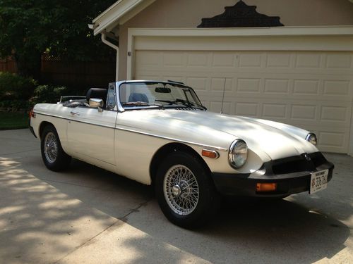 1979 mgb mk iv roadster 2-door convertible in leyland white