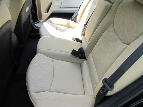HYUNDAI ELANTRA 2013 Only 2600 miles, save 1000`s! No reserve, image 15