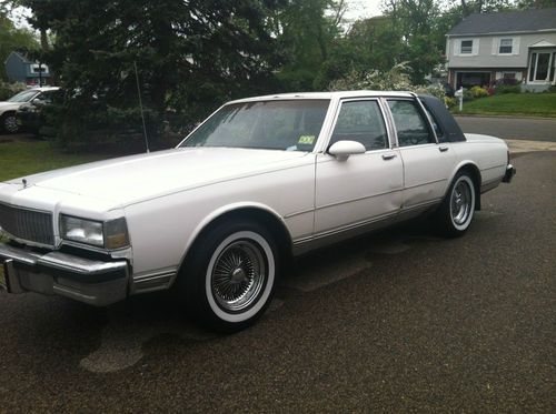 1988 chevrolet caprice classic brougham sedan 4-door 5.0l